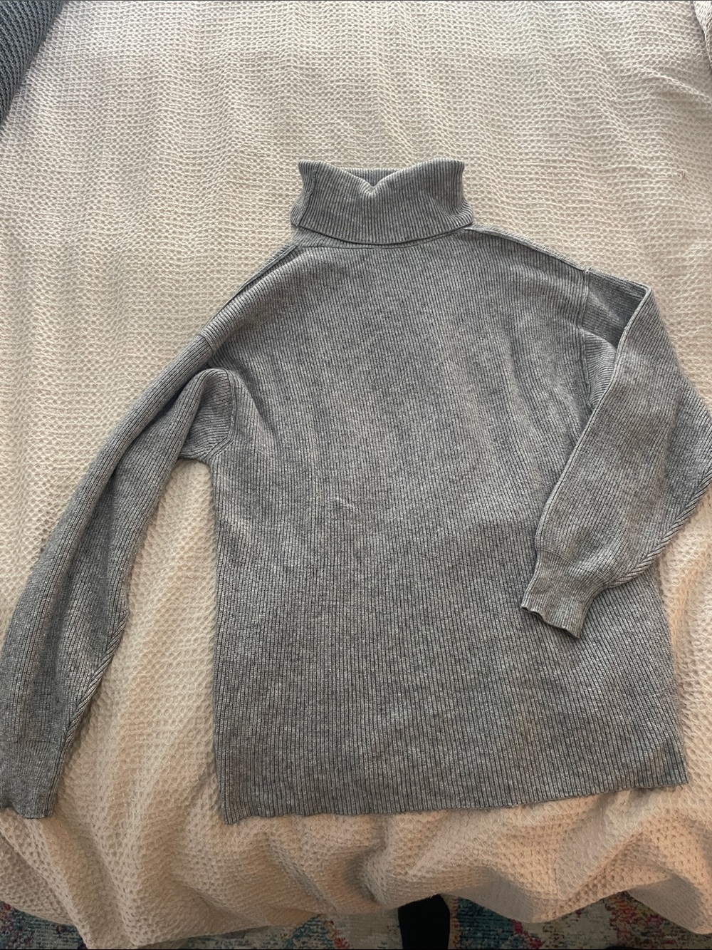 FREE PEOPLE oversize grey turtleneck